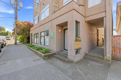 Basement Recreation Room Photo of 101 33344 2nd Avenue, Mission, BC