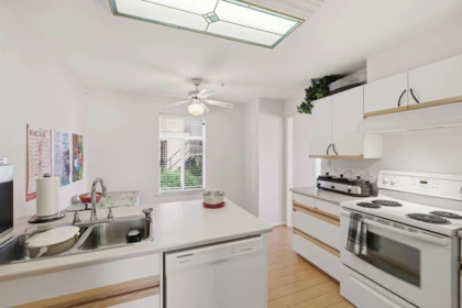Pantry Photo of 101 33344 2nd Avenue, Mission, BC