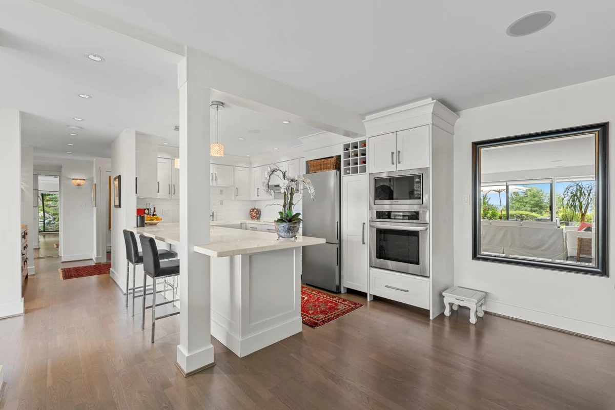 Dining Area Photo of 47 2202 Folkestone Way, West Vancouver, BC