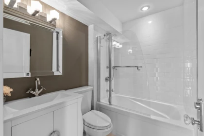 Mudroom Photo of 47 2202 Folkestone Way, West Vancouver, BC