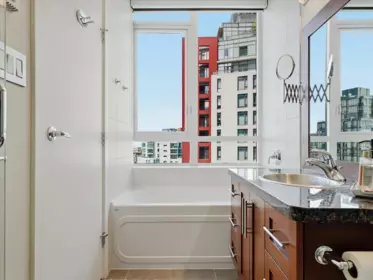 Entry Foyer Photo of 3301 1189 Melville Street, Vancouver, BC