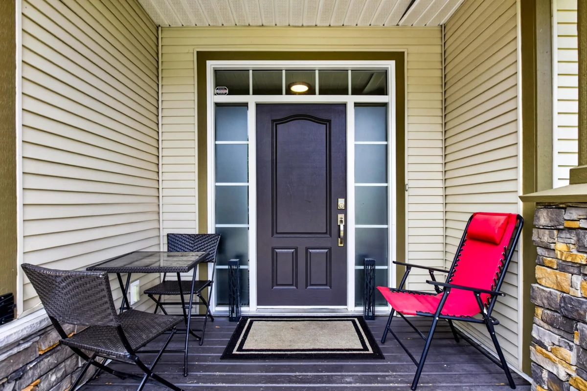 Exterior Rear Photo of 4330 Blauson Boulevard, Abbotsford, BC