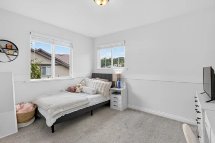 Laundry Room Photo of 4330 Blauson Boulevard, Abbotsford, BC