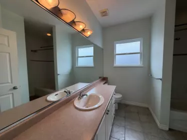 Powder Room Photo of 19590 Shingle Bolt Crescent, Pitt Meadows, BC
