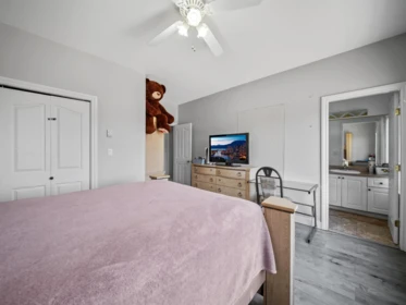 Bedroom 4 Photo of 31431 Legacy Court, Abbotsford, BC