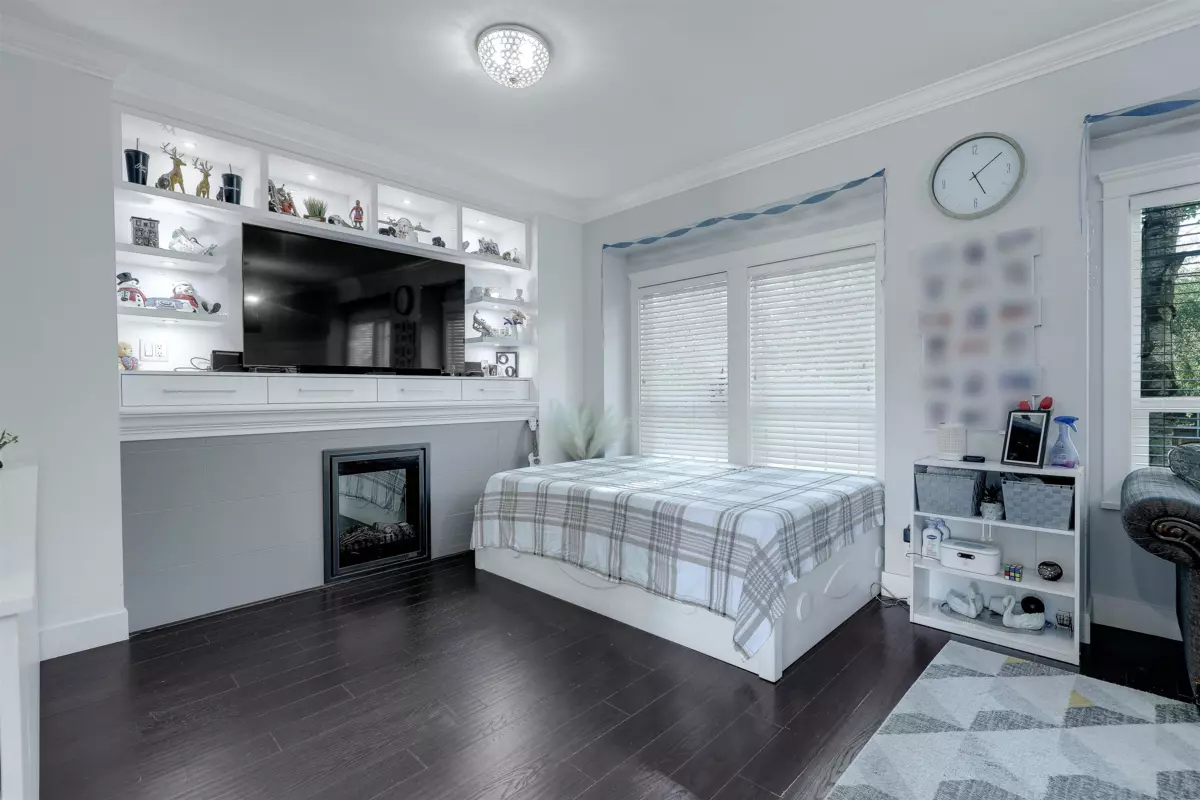 Living Room Photo of 49 8358 121a Street, Surrey, BC