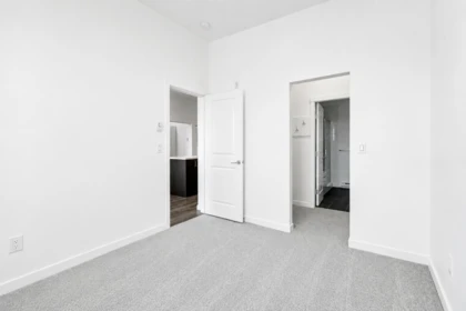 Entry Foyer Photo of 408 13628 81a Avenue, Surrey, BC