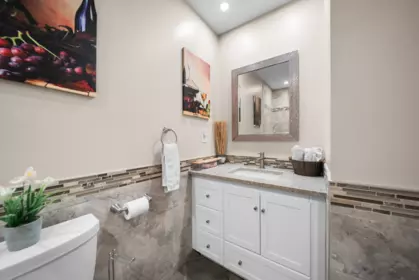 Guest Bathroom Photo of 2914 Glenshiel Drive, Abbotsford, BC