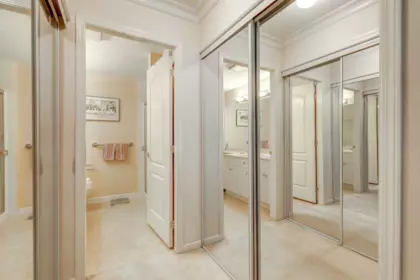 Entry Foyer Photo of 308 1929 154 Street, Surrey, BC