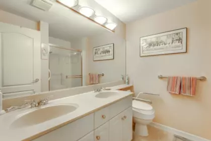 Hallway Photo of 308 1929 154 Street, Surrey, BC