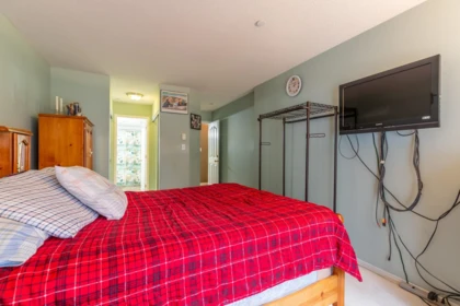 Laundry Room Photo of 302 33280 E Bourquin Crescent, Abbotsford, BC