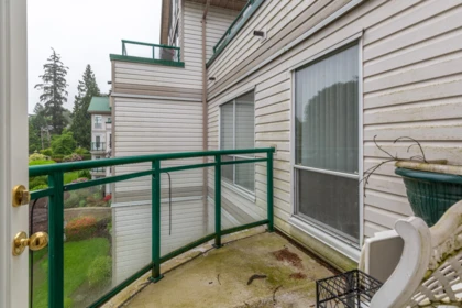 Outdoor Patio Photo of 302 33280 E Bourquin Crescent, Abbotsford, BC