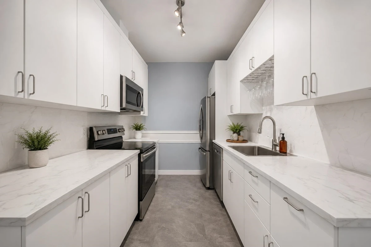Dining Area Photo of 109 14980 101a Avenue, Surrey, BC