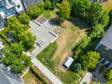 Playground / Recreational Area Near 109 14980 101a Avenue, Surrey, BC