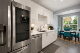 109 14980 101a Avenue, Surrey, BC