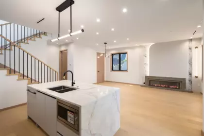 1 1448 E 30th Avenue, Vancouver, BC, Vancouver — Half Duplex for sale