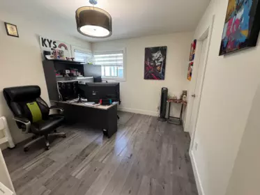 Laundry Room Photo of 6340 125a Street, Surrey, BC