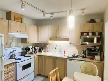Kitchen Island Photo of 204 5683 Hampton Place, Vancouver, BC