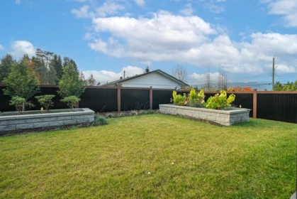 Front Yard Photo of 12381 227 Street, Maple Ridge, BC