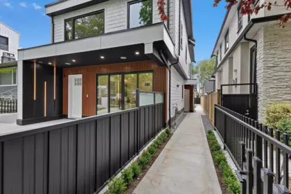 2 182 Ontario Place, Vancouver, BC, Vancouver — Half Duplex for sale