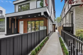 2 182 Ontario Place, Vancouver, BC