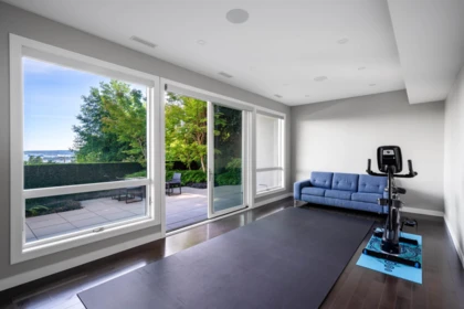 Outdoor Patio Photo of 2496 Ottawa Avenue, West Vancouver, BC