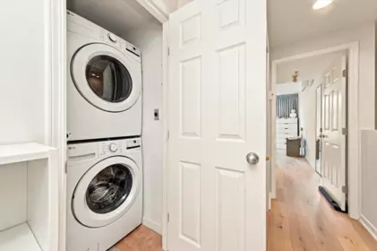 Mudroom Photo of TH3 63 Keefer Place, Vancouver, BC