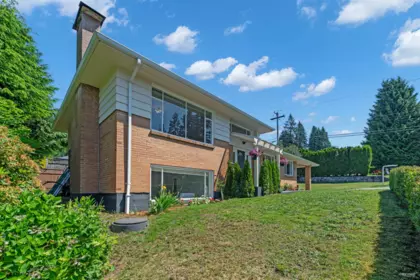 Basement Recreation Room Photo of 330 W Braemar Road, North Vancouver, BC