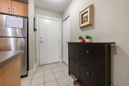 Primary Bathroom Photo of 419 9098 Halston Court, Burnaby, BC
