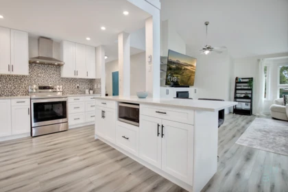 Kitchen Island Photo of 213 19721 64 Avenue, Langley, BC
