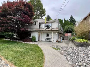 261 Montgomery Street, Coquitlam, BC, Coquitlam — Single Family Residence for sale