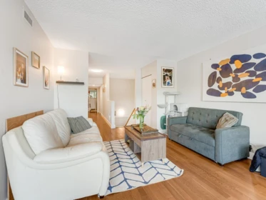 1039 Old Lillooet Road, North Vancouver, BC, North Vancouver — Apartment/Condo for sale