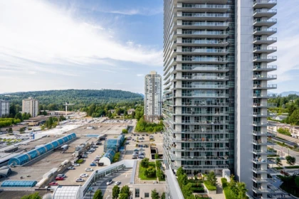 Entry Foyer Photo of 1510 3833 Evergreen Place, Burnaby, BC