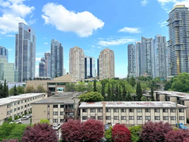 602 4333 Central Boulevard, Burnaby, BC, Burnaby — Apartment/Condo for sale