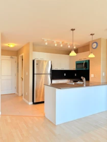 602 4333 Central Boulevard, Burnaby, BC, Burnaby — Apartment/Condo for sale