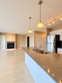 602 4333 Central Boulevard, Burnaby, BC, Burnaby — Apartment/Condo for sale