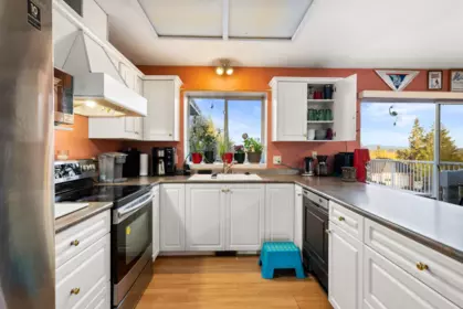 6170 191 Street, Surrey, BC, Surrey — Single Family Residence for sale