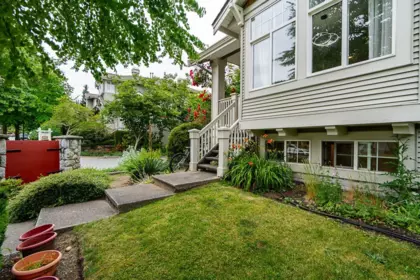 Backyard Photo of 1 14877 58 Avenue, Surrey, BC