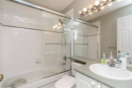 Basement Recreation Room Photo of 1 14877 58 Avenue, Surrey, BC