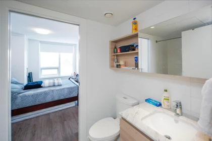 Primary Bedroom Photo of 710 988 Quayside Drive, New Westminster, BC