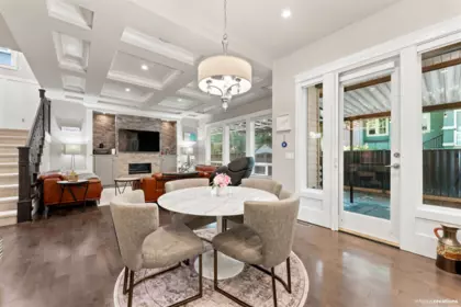 Kitchen Island Photo of 2771 163 Street, Surrey, BC