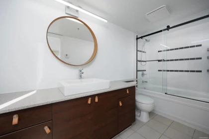 Powder Room Photo of 1006 4118 Dawson Street, Burnaby, BC
