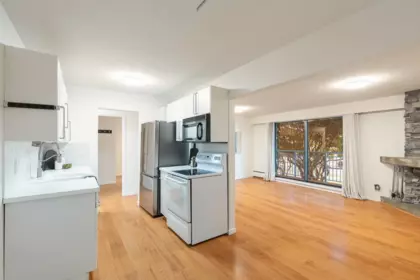 Primary Bedroom Photo of 102 425 Ash Street, New Westminster, BC
