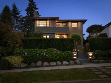 2820 W 32nd Avenue, Vancouver, BC, Vancouver — Single Family Residence for sale