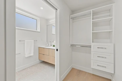 Guest Bathroom Photo of 4778 48b Street, Delta, BC