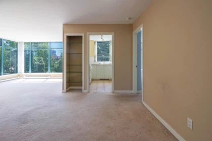 Kitchen Photo of 501 4567 Hazel Street, Burnaby, BC