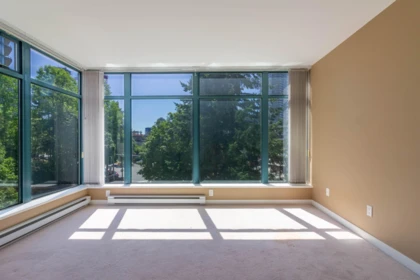 501 4567 Hazel Street, Burnaby, BC, Burnaby — Apartment/Condo for sale