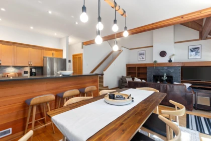 Breakfast Nook Photo of 4603 Montebello Place, Whistler, BC
