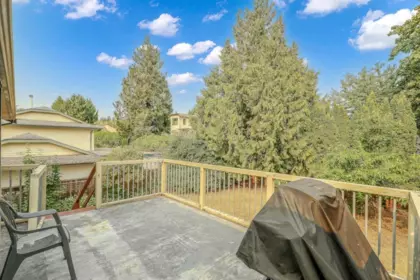 Loft / Bonus Room Photo of 9012 145a Street, Surrey, BC