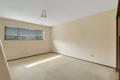 Mudroom Photo of 9012 145a Street, Surrey, BC